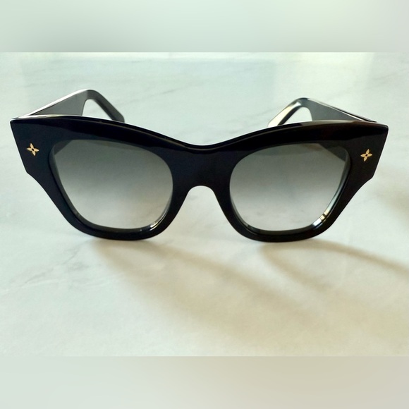 LOUIS VUITTON Rendez-Vous Square monogram Sunglasses - Picture 2 of 8